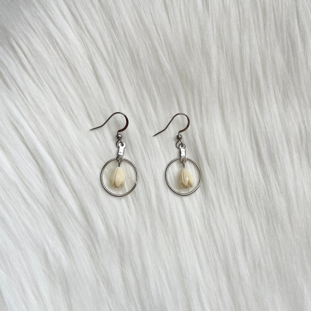 Silver Plated Hawaiian Floral Pikake Flower Dangle Hoop Bead Dainty Earrings